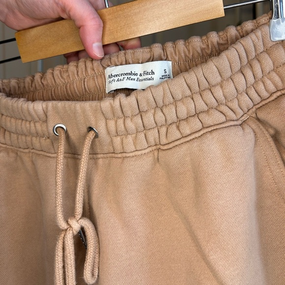 🫎ABERCROMBIE Soft A&F Max Essentials Soft Tan/Camel Sweatpant Jogger - Small - Picture 4 of 4